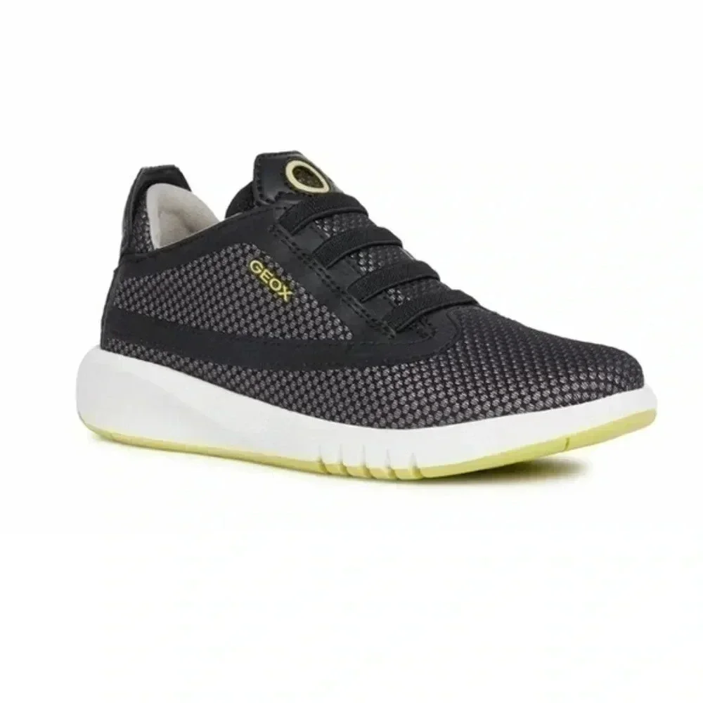 Geox boys sneaker black/lime green breathable sole leather insole size 31 EUC